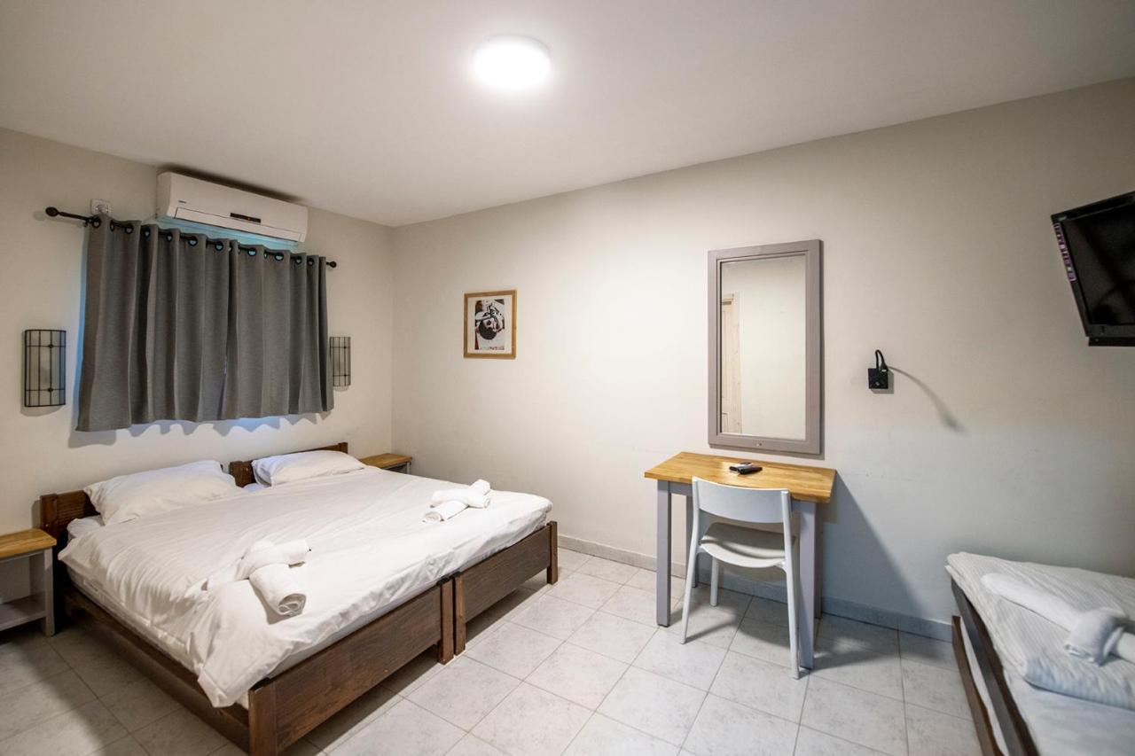 כפר הנופש קיבוץ גדות Kibbutz Gadot Galilean Resort Exterior photo